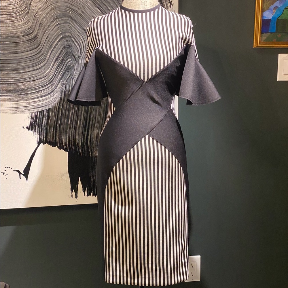 UNTTLD Dress size 8